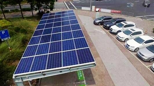新能源光伏驅(qū)動(dòng)汽車行業(yè)革命 充電站建設(shè)迎來(lái)新突破