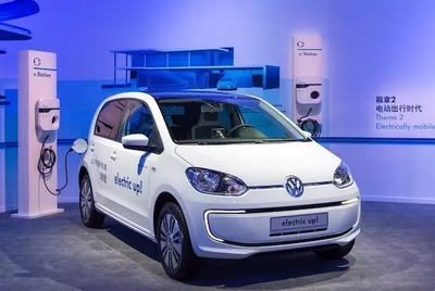 聚焦丨MSCI、沃爾沃、戴姆勒、大眾大事件集合 新能源電動(dòng)汽車充電站的建設(shè)加速